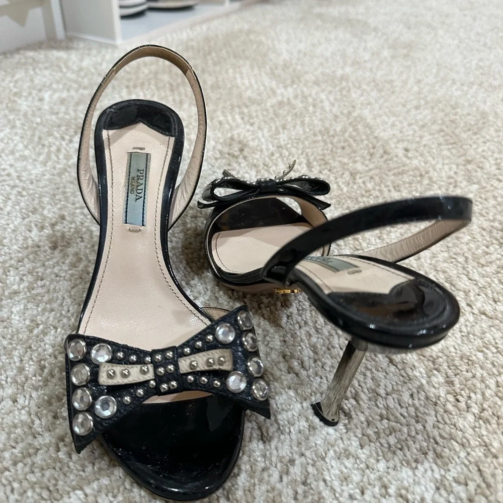 Authentic - Picture 6 of 7